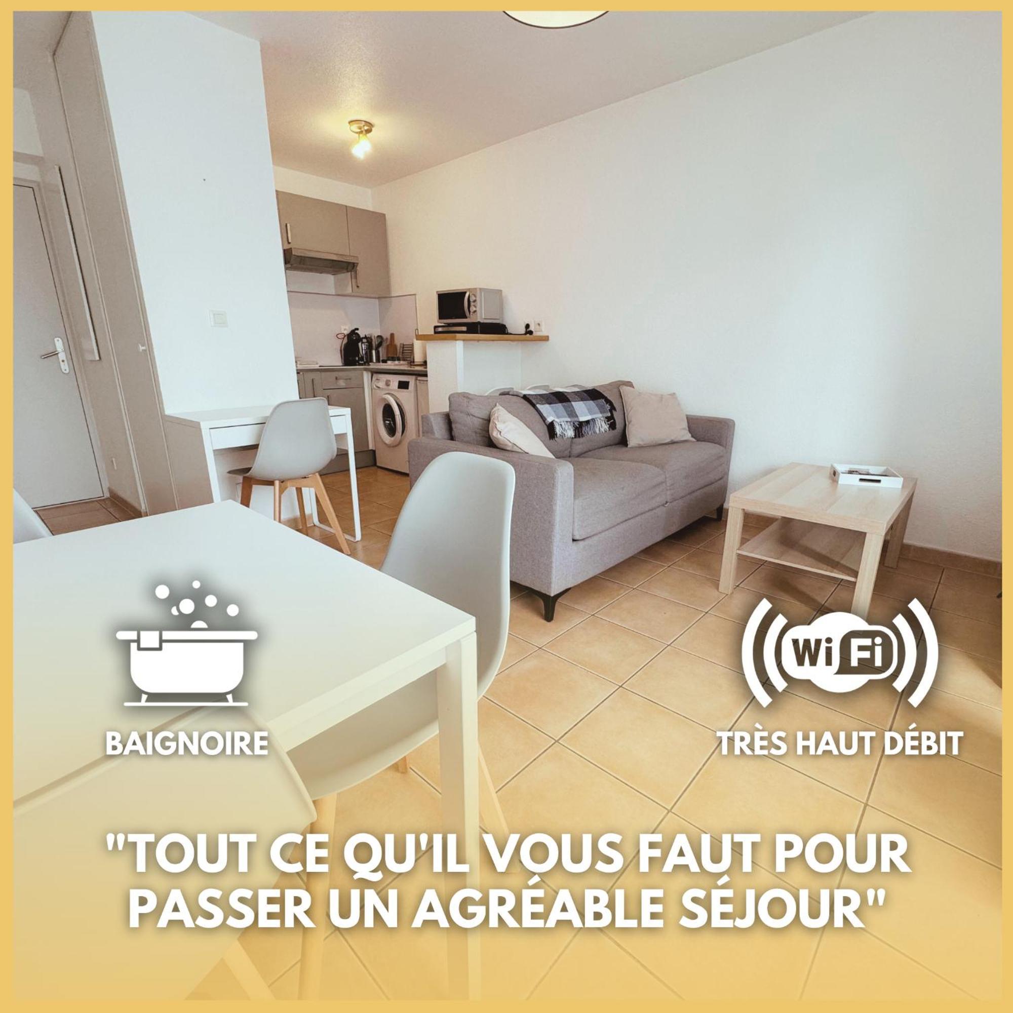 Prive Avec Parking Wifi Clim Piscine
